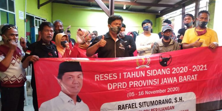 Anggota DPRD Provinsi Jawa Barat Komisi I, Dapil I Rafael Situmorang, SH, MH., melaksanakan reses I tahun sidang 2020-2021 di Kelurahan Cigondewah, Kecamatan Bandung Kulon