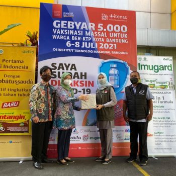 Ineu Purwadewi Sundari