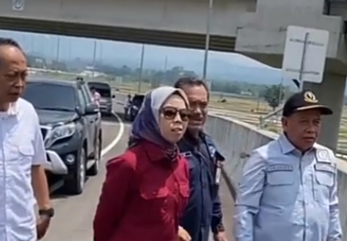 Ineu Purwadewi berharap bandara Kertajati ( BIJB ) bisa dimaksimalkan menjadi embarkasi calon jemaah haji