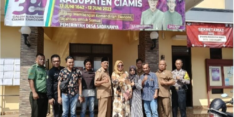 Anggota DPRD Provinsi Jawa Barat, Hj Ijah Hartini