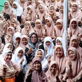 Peringatan 1 Muharam Ijah Hartini