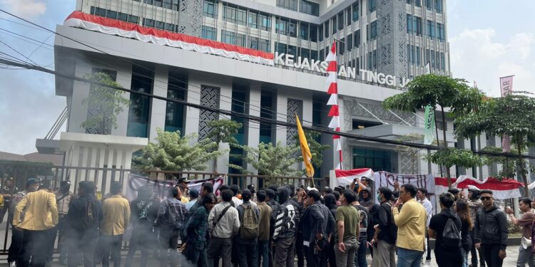 DPC Permahi Bandung Raya gelar aksi unjuk rasa pertanyakan proses hukum Taman Pramuka Kota Bandung Kamis 31 Agustus 2023