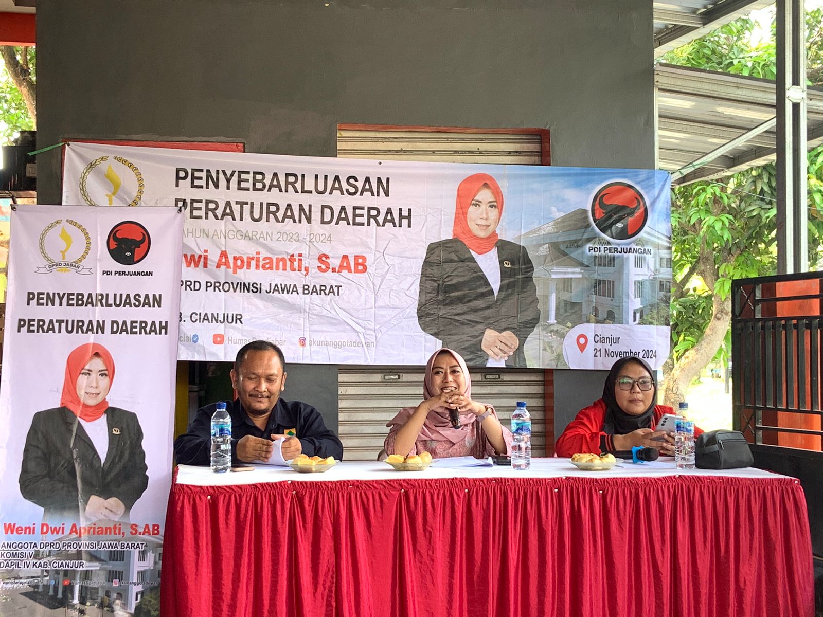Weni Dwi Aprianti sosialisasikan Perda Penyelenggaraan Perlindungan Perempuan di Kecamatan Bojong Picung, Kabupaten Cianjur, Selasa 21 November 2023.