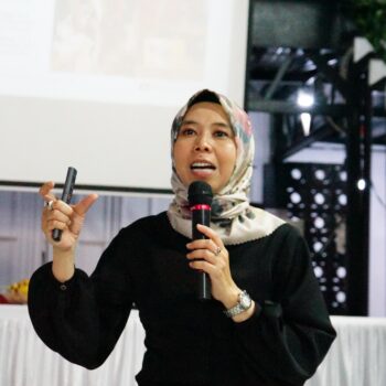 Wakil Ketua DPRD Jawa Barat, Dr. Hj. Ineu Purwadewi Sundari, S.Sos., M.M