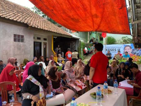 Abdy Yuhana Gelar Silaturahmi dengan Masyarakat Mulyasari, Sumedang 2 Abdy Yuhana Gelar Silaturahmi dengan Masyarakat Mulyasari, Sumedang 2