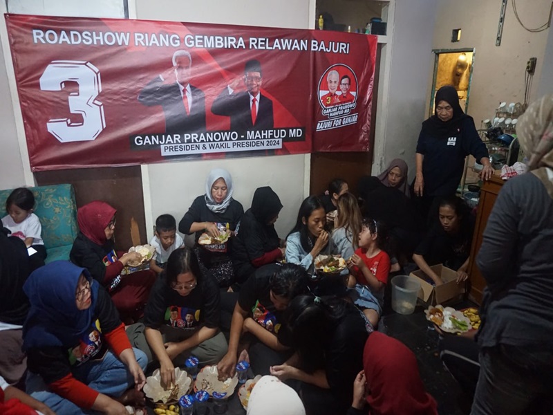 Marak Terjadi Intimidasi, Relawan Bajuri Gelar Roadshow Riang Gembira Kampanyekan Ganjar-Mahfud MD
