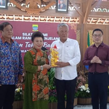 Pj Wali Kota Bandung Ajak Masyarakat Konghucu Jaga Kondusifitas Tahun Baru Imlek dan Pemilu 2024