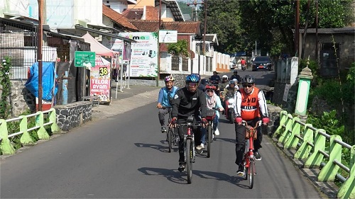 Pj Bupati Sumedang Yudia Ramli Apresiasi Masyarakat terkait Jumat Bersih