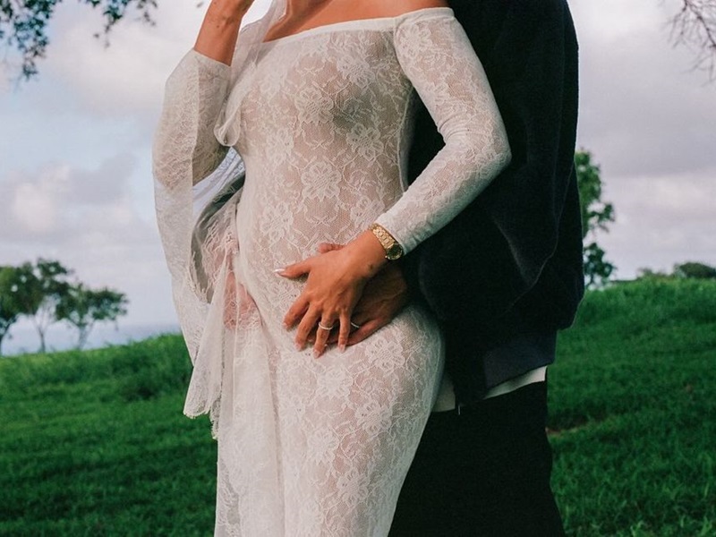 Hailey Bieber, Istri Justin Bieber, Kabarnya Hamil Anak Pertama