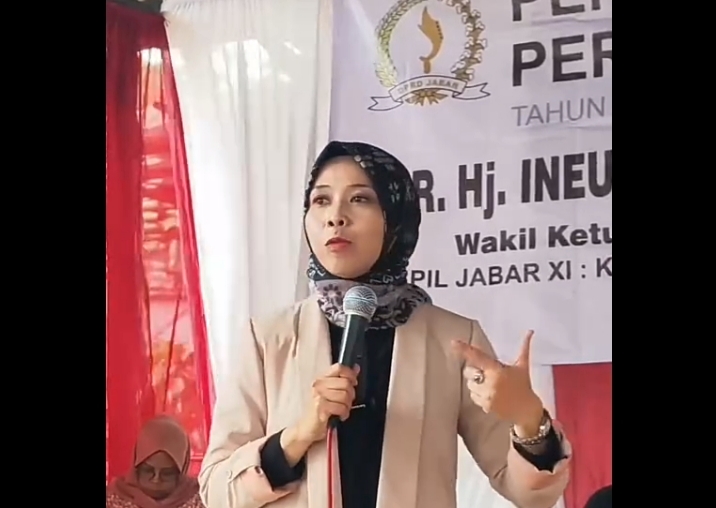 Wakil Ketua DPRD Jawa Barat, Dr. Hj. Ineu Purwadewi Sundari, S.Sos., MM saat menyampaikan isi Perda No 2 Tahun 2023 tentang Penyelenggaraan Pemberdayaan Perempuan di Kabupaten Majalengka