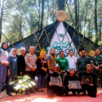 Perhutani Bersama Stakeholder Gelar Workshop Petani Milenial di Wisata Langlang Panyawangan
