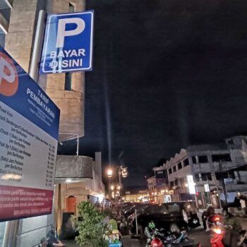 Ilustrasi foto parkir di Braga, Kota Bandung.