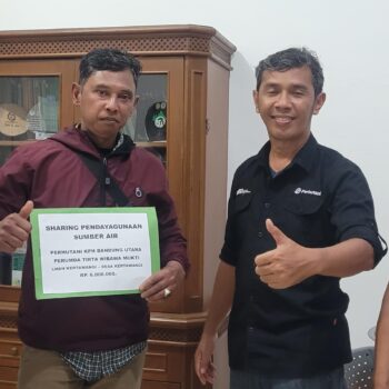 Perhutani Bandung Utara Serahkan Sharing Pemanfaatan Sumber Air Kepada LMDH