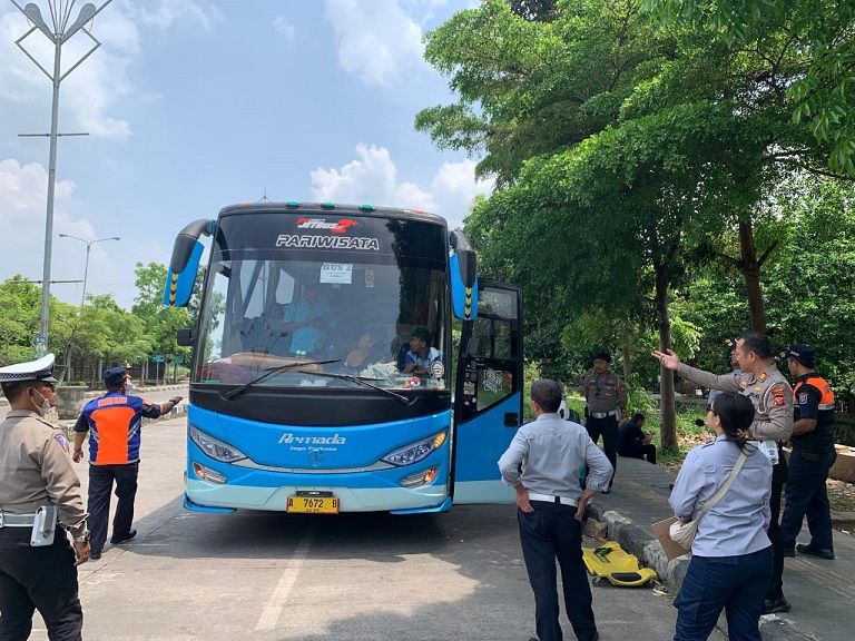Tangkapan foto Dishub tertibkan penggunaan klakson telolet