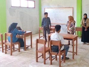 Diah Fitri Maryani Saat Berkunjung ke dapil ke SMK Pembaharuan Sanca Kecamatan Gantar Kab. Indramayu/Istimewa