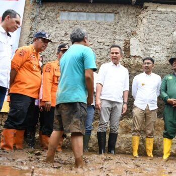 Bey Machmudin Turun ke Lokasi Banjir di Banjaran Wetan