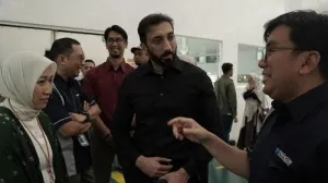 Nouman Ali Khan Kunjungi Pusat Produksi Kosmetik ParagonCorp, Padukan Teknologi dan Nilai Islami 6
