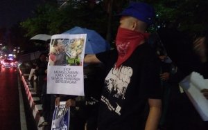 Pernyataan Sikap Solidaritas Bandung Untuk Gamma di Depan Polrestabes Kota Bandung (28112024)/Noviana