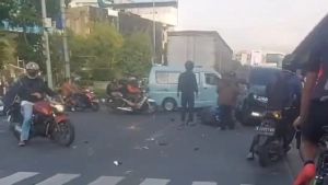 Kecelakaan Truk di Slipi Libatkan 8 Kendaraan, 1 Orang Tewas dan 4 Terluka 4