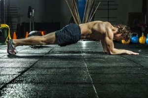 Manfaat Plank 1 Menit Setiap Hari untuk Tubuh dan Pikiran 11