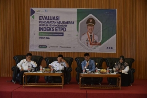 Bupati Cianjur Bahas Strategi Peningkatan PAD dan Bantuan Bencana di Rapat Koordinasi 8