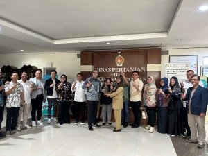 Ika Siti Rahmatika Bersama Rombongan Anggota Komisi II DPRD Provinsi Jawa Barat dan Jajaran Dinas Pertanian DIY (02/12/2024)/Istimewa