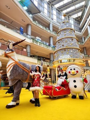 Liburan di Winter Glitters PIK Avenue, Bisa Ice Skating dan Belanja Sepuasnya 3