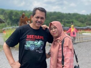 Peringati Hari Ibu, Tom Maskun Sebut Ibu adalah Sekolah Pertama