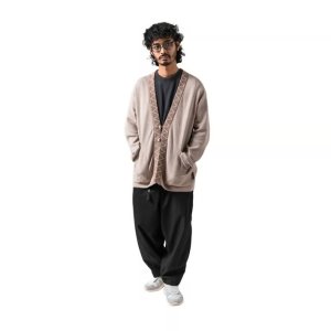 Be Stylish and Comfortable: Tren Pakaian Tahun 2024 2