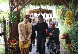 Disbudparpora Kota Cimahi Gelar Cireundeu Festival 2024 3