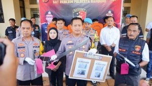 Tangkapan foto konferensi persPolresta Bandung