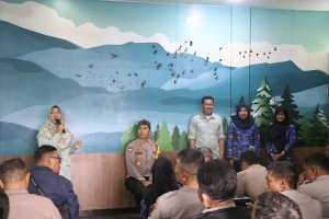 Tangkapan foto Bhabinkamtibmas Polrestabes Bandung