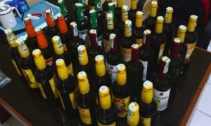Tangkapan foto penyegelan botol miras