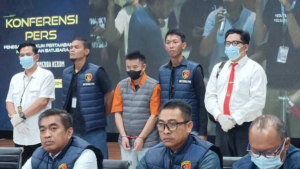 Warga Tiongkok Terdakwa Kasus 774 Kg Emas di Kalbar Divonis Bebas 2
