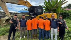 Lima Pelaku Tambang Ilegal Ditangkap di Nagan Raya, Polisi Amankan Emas Pasir 14 Gram 4