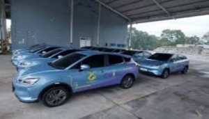 Alasan Penumpang Pilih Taksi Listrik Evista Saat Turun di Bandara Pekanbaru 1