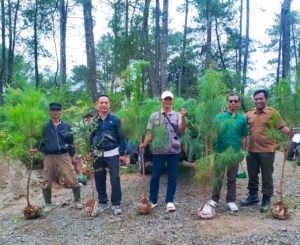 Perhutani dan CDK II Purwakarta Lakukan Penanaman Pohon di Lokasi Wisata