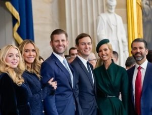 Ivanka Trump saat menghadiri pelantikan presiden Donald Trump (sumber ig @ivankatrump)