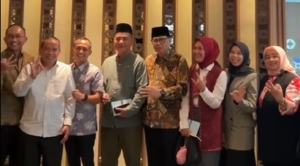 Ineu Purwadewi Dorong BJB KCK Jakarta Terus Berinovasi untuk Penuhi Target 3