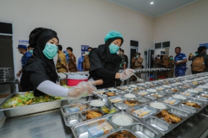 Program Makan Siang Bergizi Diluncurkan di Kota Bandung, Targetkan 302.109 Siswa 9
