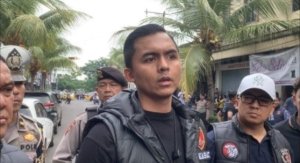 Tangkapan foto polisi dalam menangani bentrokan motor di Cianjur (Sumber: Polres Cianjur)