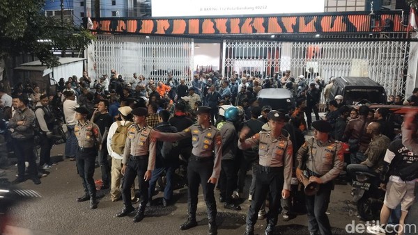 Tangkapan foto Polrestabes Bandung (Sumber: Polrestabes Bandung)