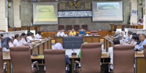 DPRD Kota Cirebon Desak Pembatalan Perjanjian Pengelolaan Stadion Bima