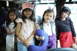 Sejumlah anak berbakat siswa dari Olle Independent School mengikuti acara Jogja Fashion Parade 2025 di Atrium Rama Sleman City Hall 14-16 Februari 2025 yang lalu.