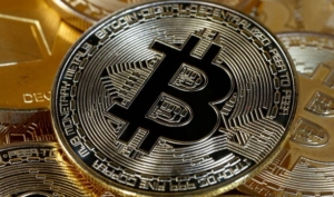 Krisis Kripto! Bitcoin & Ethereum Jatuh di Tengah Ketegangan Perdagangan Global