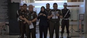 Tangkapan foto konferensi pers Kejakasaan Agung RI mengenai kasus korupsi di Pertamina. (Sumber: Kejaksaan Agung)