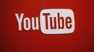 Youtube Logo (AP/Danny Moloshok)