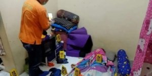 Tangkapan foto seorang wanita berinisial NA (26) ditemukan tewas bersimbah darah di kontrakannya yang berlokasi di Jl. Sampora, Desa Sukamenak, Kecamatan Margahayu, Kabupaten Bandung, pada Sabtu (15/2/2025). (Sumber: Polresta Bandung)
