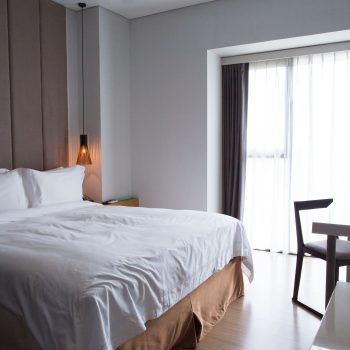 Ilustrasi Pengadaan Tempat Tidur (Sumber Foto: Freepik)