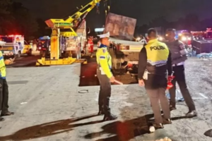 Tragedi di Gerbang Tol Ciawi: Kecelakaan Maut Renggut 8 Nyawa 6